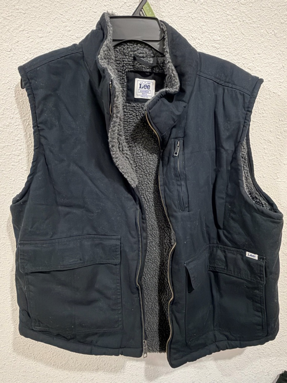 Lee vest